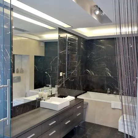 Domotel Tymienieckiego Łódź